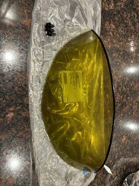 517303160 Ski-doo Nos Rev Mxzx 440 Low Windshield 2003-2007 Racing Yellow Oem 517303160 Ski-doo Nos Rev Mxzx 440 Low Windshield 2003-2007 Racing Yellow Oem