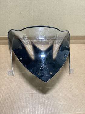 8kc-k7210-00 Yamaha Windshield 17-18 Sidewinder